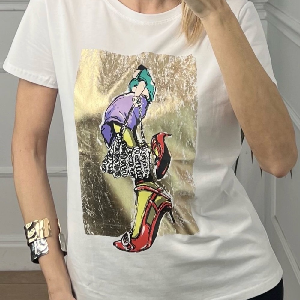 Zara Graphic White Tee with Colorful Artwork